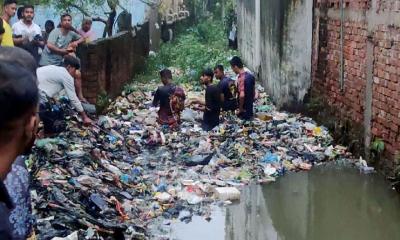 চট্টগ্রামে খোলা ড্রেনে পড়ে নিখোঁজ শিশু; ১৭ ঘণ্টা পর মরদেহ উদ্ধার