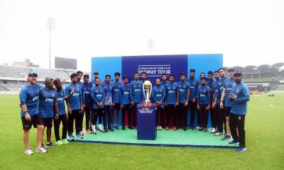 শেরে বাংলা জাতীয় ক্রিকেট স্টেডিয়ামে ঘুরে গেল আইসিসি ওয়ানডে বিশ্বকাপের ট্রফি