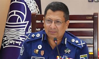 কেন্দ্রে ব্যালট গেছে সকালে, রাতে সিল মারার অভিযোগ ভিত্তিহীন: আইজিপি