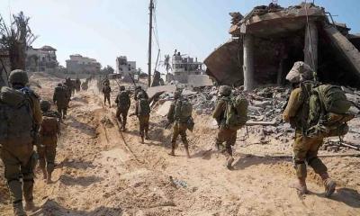 Israel steps up war as Hamas says Gaza deaths near 10,000