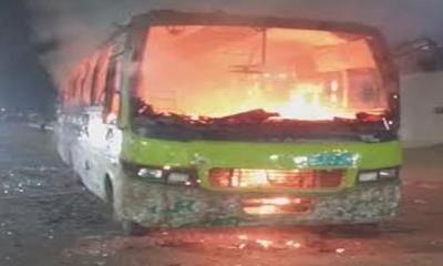 5 buses set on fire in city amid BNP‍‍`s blockade