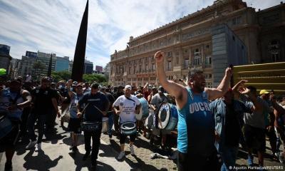 Argentines protest president’s economic reforms