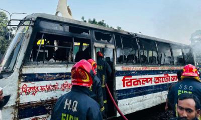 Bus set on fire in Gulistan again