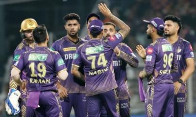 সবার আগে প্লে অফে কলকাতা