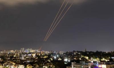 ইসরায়েলে পাল্টা হামলার পর উচ্চ সতকর্তায় ইরান