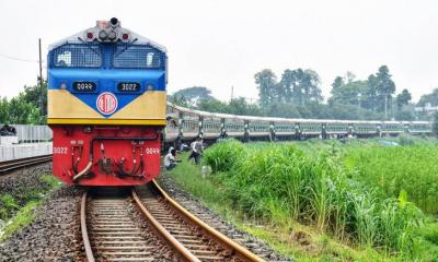 ‘লালমনি এক্সপ্রেস’ ট্রেনের কেবিনে কিশোরীকে ধর্ষণ, অ্যাটেনডেন্ট গ্রেপ্তার