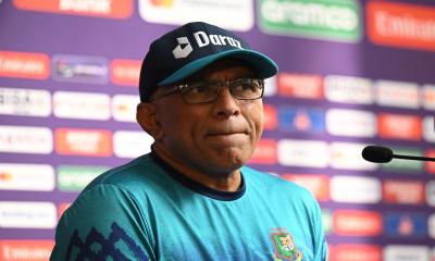 বিশ্বকাপ ব্যর্থতায় হাথুরুর ব্যাখ্যা চেয়েছে বিসিবি