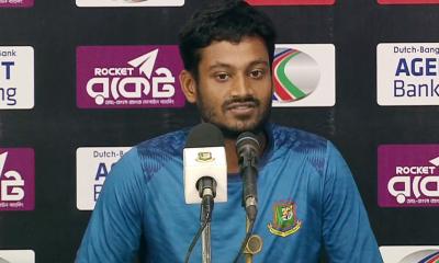 সেঞ্চুরি মিসের আক্ষেপ জয়ের, নিজের সাফল্যে অবাক ফিলিপস