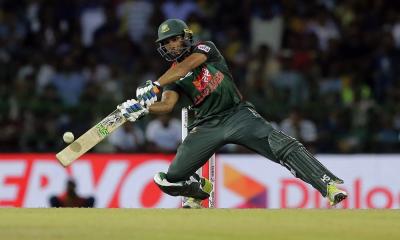 পাঁচ হাজার রানের মাইলফলক গড়েই সাজঘরে মাহমুদউল্লাহ রিয়াদ