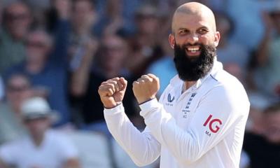 অস্ট্রেলিয়া চ্যালেঞ্জে ফেলে দিয়েছে ইংল্যান্ডকে