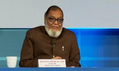 মুক্তিযুদ্ধ বিষয়ক মন্ত্রণালয়েই রয়ে গেলেন আ ক ম মোজাম্মেল হক