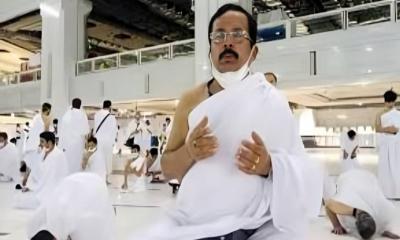 সপরিবারে ওমরা পালনে সৌদির পথে পাটমন্ত্রী