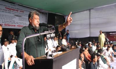 তারা আরেকটি ১৫ আগস্টের স্বপ্ন দেখে: নিখিল