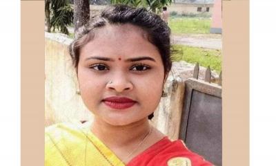 জলাবদ্ধ সড়কে প্রাণ হারালেন কলেজশিক্ষার্থী