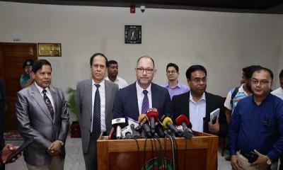 সিইসির সাথে বৈঠক শেষে যা বললেন পিটার হাস