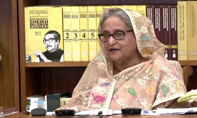 পীরগঞ্জ-তারাগঞ্জে নির্বাচনী প্রচারণায় শেখ হাসিনা