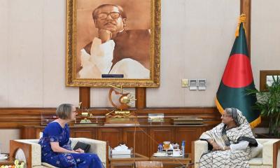 যত তাড়াতাড়ি রোহিঙ্গা প্রত্যাবাসন ততই বাংলাদেশের মঙ্গল: যুক্তরাজ্যের প্রতি প্রধানমন্ত্রী