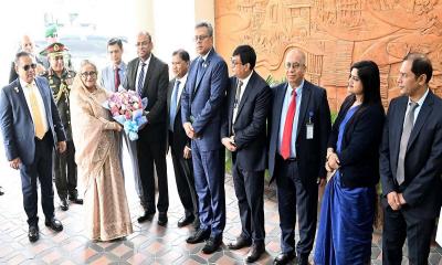 দ্বাদশ সংসদে প্রধানমন্ত্রী হিসেবে শেখ হাসিনার প্রথম কর্মদিবস