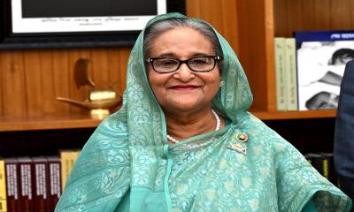 ‘ভারতের সাথে সম্পর্ক উন্নয়নে সর্বোচ্চ গুরুত্ব দেয় বাংলাদেশ’