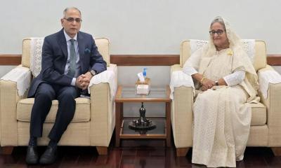 Prime Minister holds talks with the Indian foreign scecretary