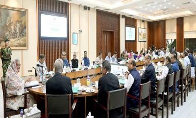 জলবায়ু পরিবর্তনে  ১০০ কোটি ডলার দেবে ফ্রান্স