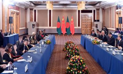 PM Sheikh Hasina meets Chinese President Xi