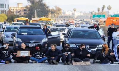 গাজায় যুদ্ধবিরতির দাবিতে যুক্তরাষ্ট্রে বিক্ষোভ করেছে ইহুদিরা