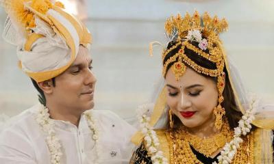ডেস্টিনেশন ওয়েডিংয়ের যুগে মণিপুরী কায়দায় বিয়ে রণদীপের