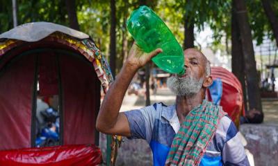 আরও তিনদিনের জন্য হিট অ্যালার্ট জারি