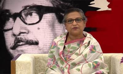 নিভৃতেই বাংলাকে ভালোবাসা দিয়ে যাচ্ছেন ‘ছোটো আপা’