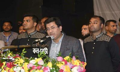 কারও কথায় নয়, সংবিধান অনুযায়ী রাষ্ট্র পরিচালনা হবে: শেখ তাপস