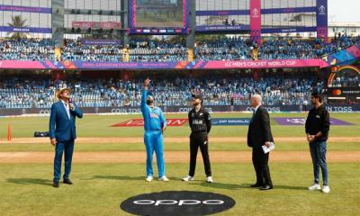 ফাইনালে উঠার লড়াইয়ে টসে জিতে ব্যাটিংয়ে ভারত