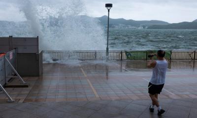 চীনে তালিমের আঘাত; গৃহহীন ২ লক্ষ