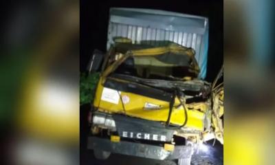বগুড়ায় ট্রাককে ধাক্কা দিলো কাভার্ডভ্যান, শিশুসহ নিহত ২