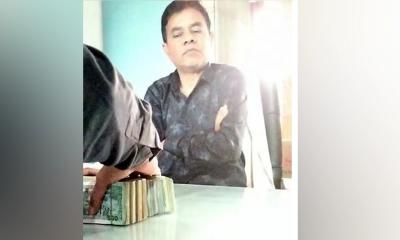 নিয়োগ বিজ্ঞপ্তির আগেই ঘুষ নিলেন প্রধান শিক্ষক, ভিডিও ভাইরাল