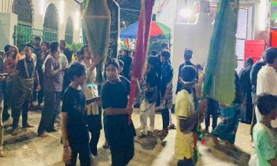 যথাযোগ্য ধর্মীয় মর্যাদা পবিত্র আশুরা পালিত হচ্ছে