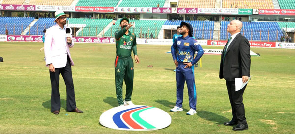 শ্রীলংকা টসে জিতে বাংলাদেশকে ব্যাটে পাঠাল