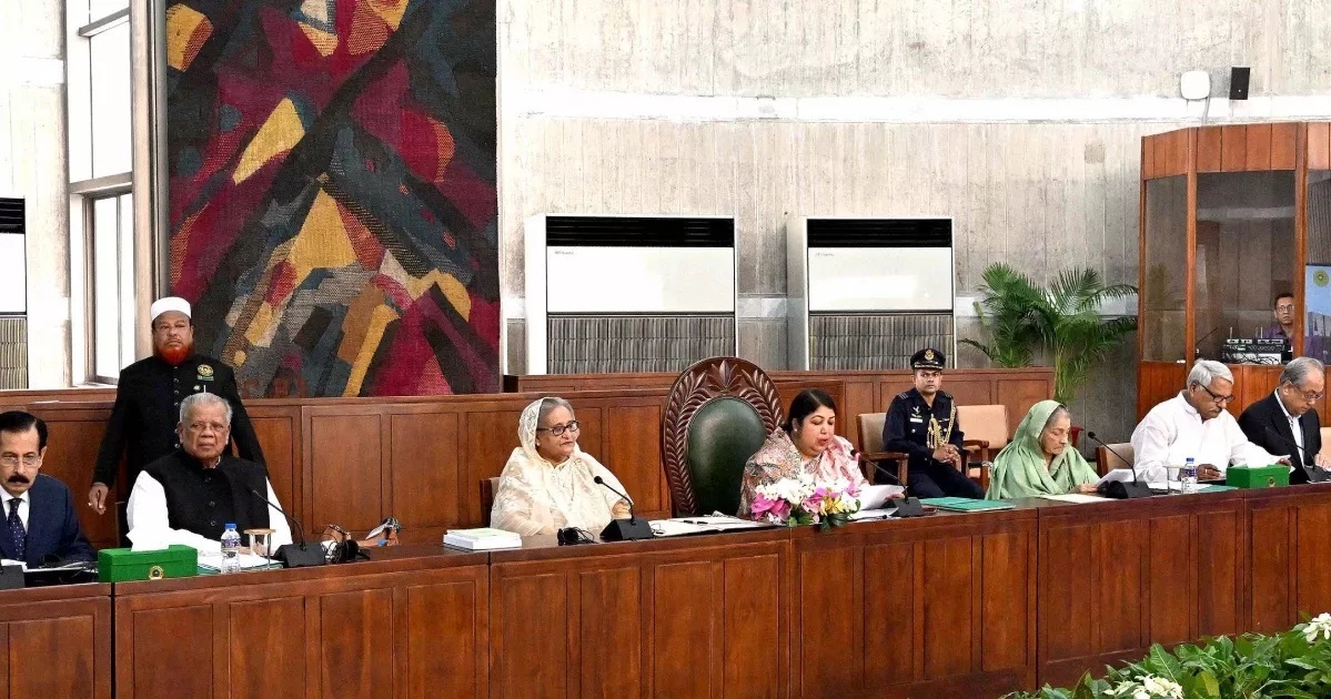 কিছু পশ্চিমা শক্তি বাংলাদেশে পুতুল সরকার প্রতিষ্ঠা করতে চায়: প্রধানমন্ত্রী