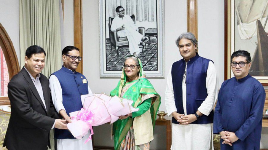 কাতার সফর শেষে দেশে ফিরলেন প্রধানমন্ত্রী