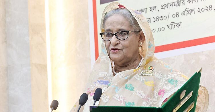 জনগণের সেবা নিশ্চিত করতে পারলে ভোটের চিন্তা থাকবে না: প্রধানমন্ত্রী