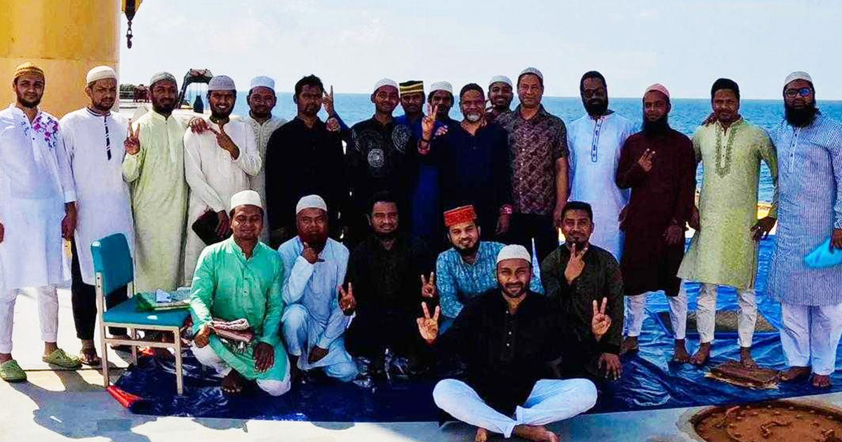 Bangladeshi sailors held hostage by Somali pirates celebrate Eid