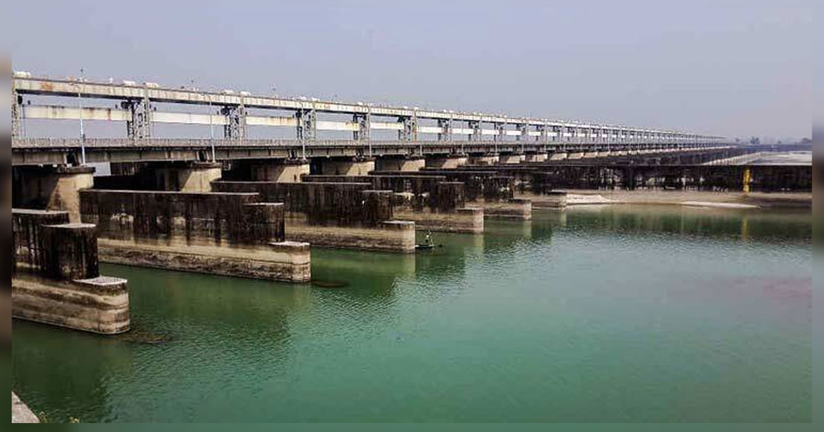 ফারাক্কার ১০৯টি গেট খুলে দিলো ভারত