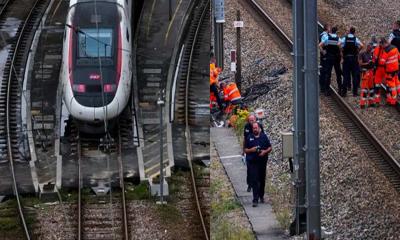 অলিম্পিক শুরুর আগমুহূর্তে প্যারিসের দ্রুতগতির রেল নেটওয়ার্কে ভয়াবহ হামলা