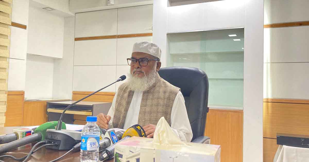 সরকারকে অস্থিতিশীল দুর্বৃত্তরা সংখ্যালঘুদের ওপর হামলা চালাচ্ছে : ধর্ম উপদেষ্টা