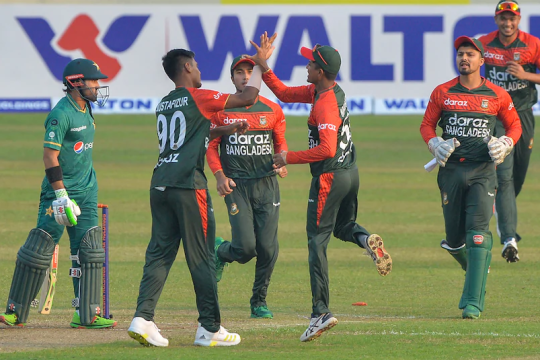 Tigers make Pakistan chase as difficult as possible