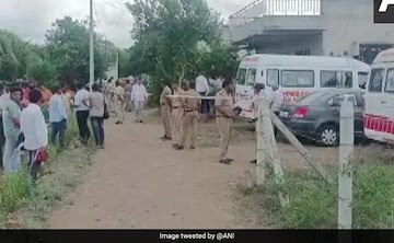 9 of a Maharashtra family found dead: Police
