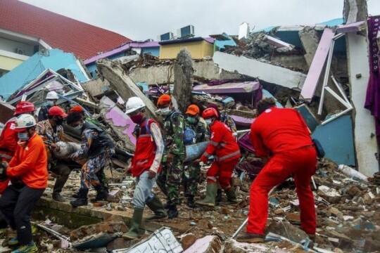 Earthquake in Indonesia kills 56, destroys homes
