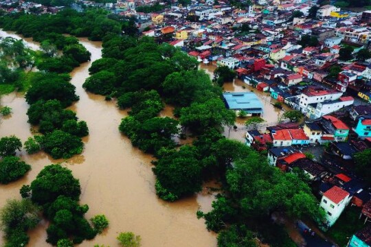 Brazil floods: 18 killed, 35 thousand more displaced