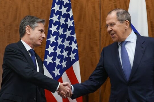 Ukraine: US offers Putin summit with Biden in effort to stop slide to war
