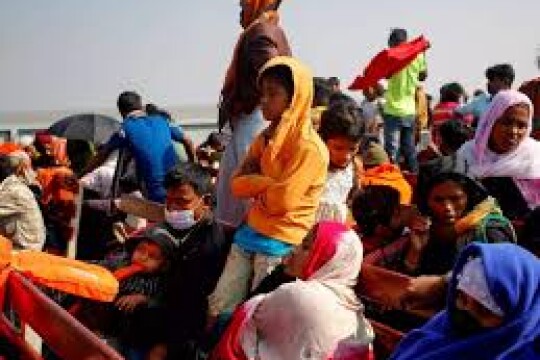 33 Rohingyas rescued from Bay of Bengal